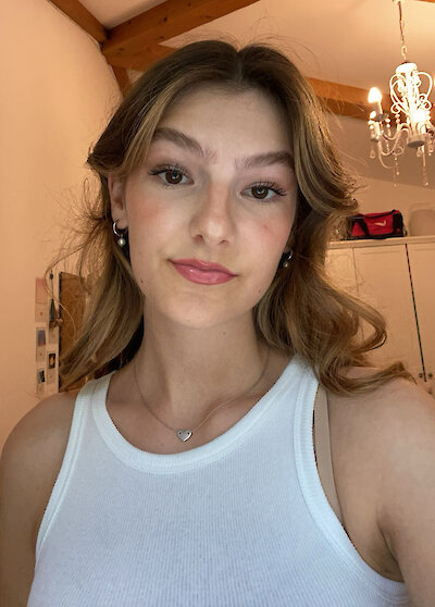 Helena V