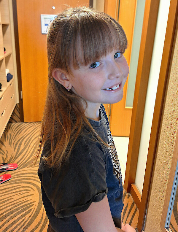 Mia R