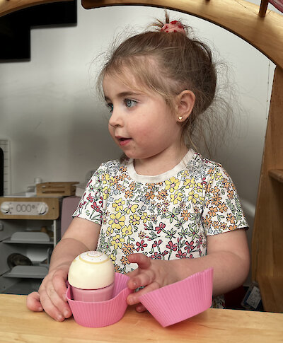 Charlotte und Ella F