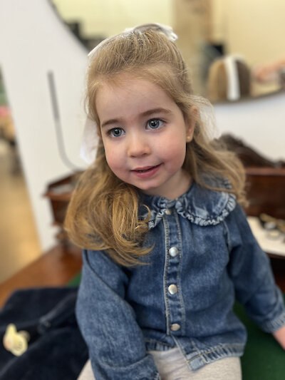 Charlotte und Ella F