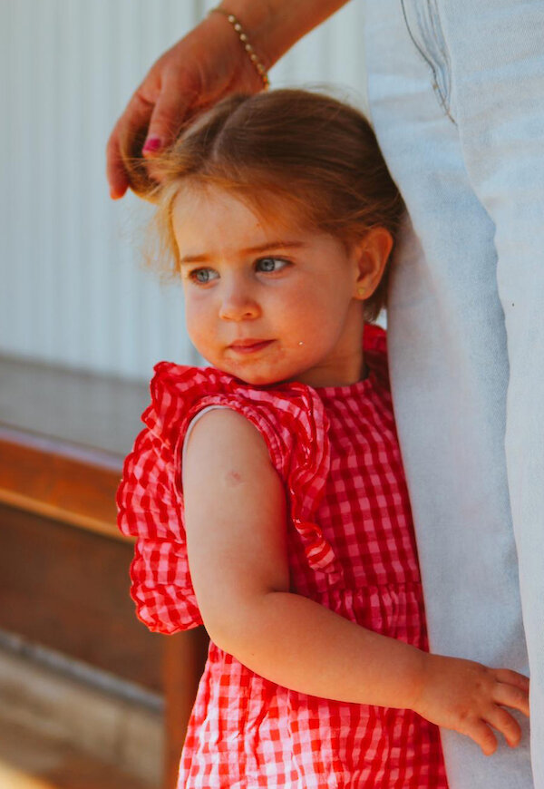 Charlotte und Ella F