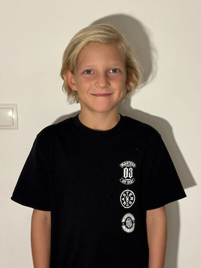 Magnus F